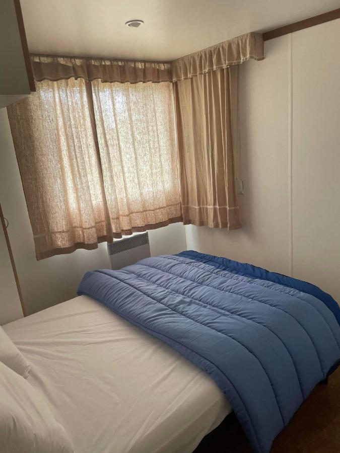 Mobil-Home 4/6 Personnes , Terrasse Couverte ,Piscine Chauffee . Biville-sur-Mer エクステリア 写真